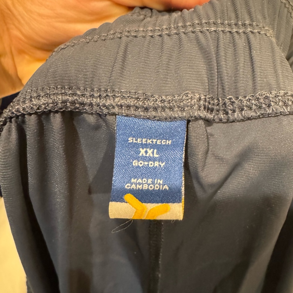 Old Navy Wide-Leg Pants - Picture 3 of 5